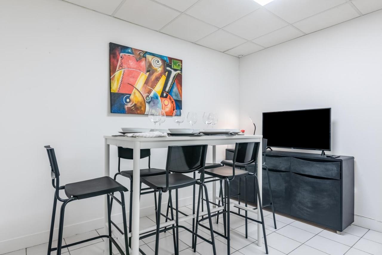 Triplex Magenta Quest Appartamento Parigi Esterno foto