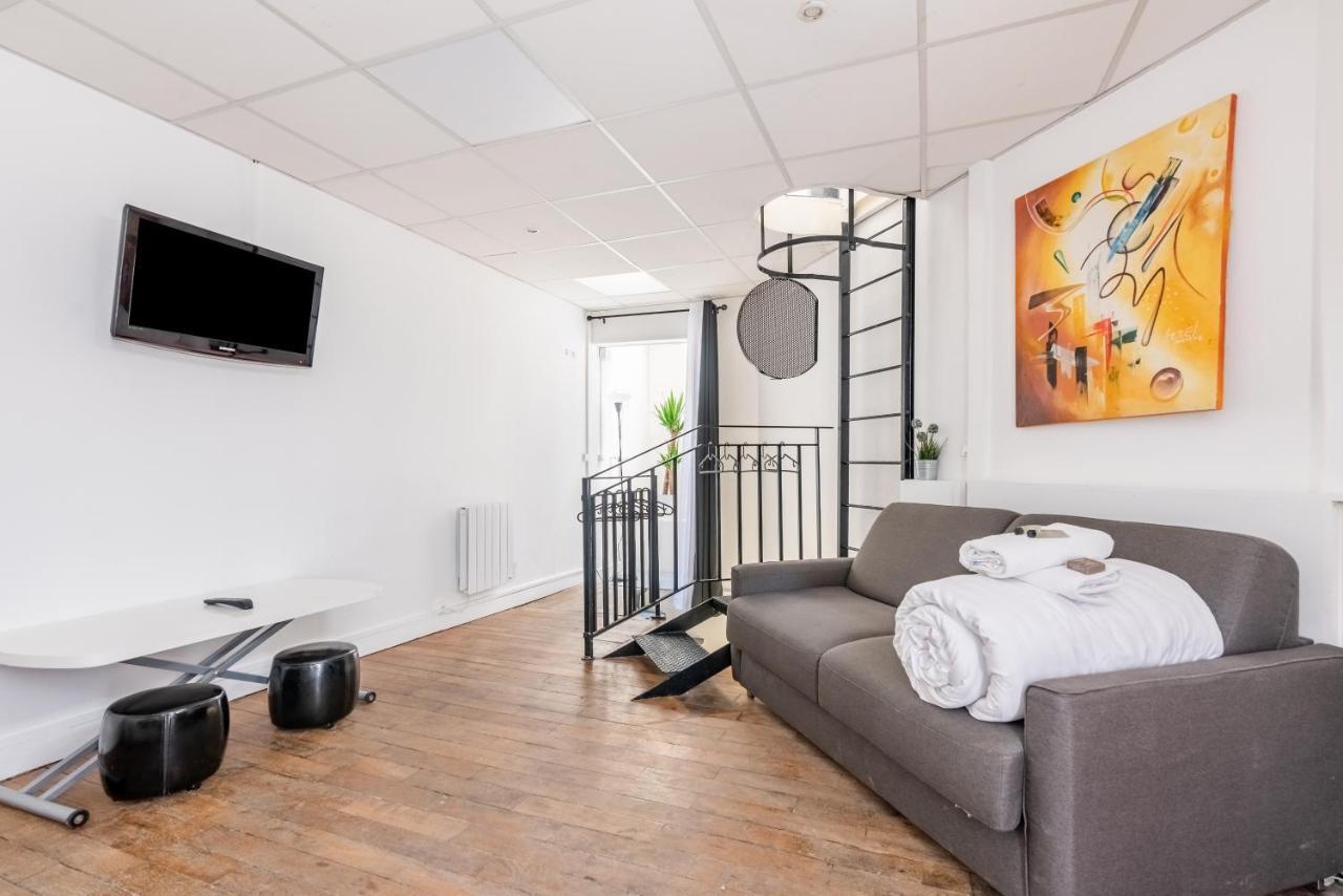 Triplex Magenta Quest Appartamento Parigi Esterno foto